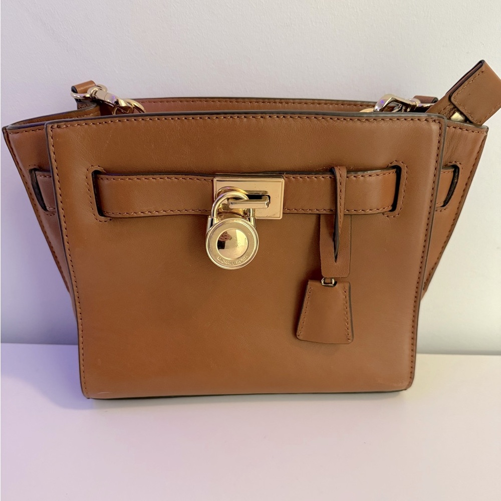 Michael Kors Hamilton East West brown saffiano leather satchel bag purse